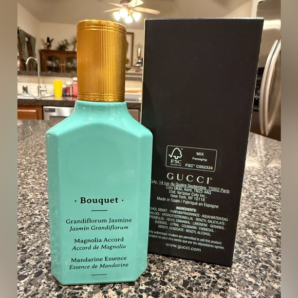 Flora Gorgeous Jasmine Eau
de Parfum - Picture 5 of 9